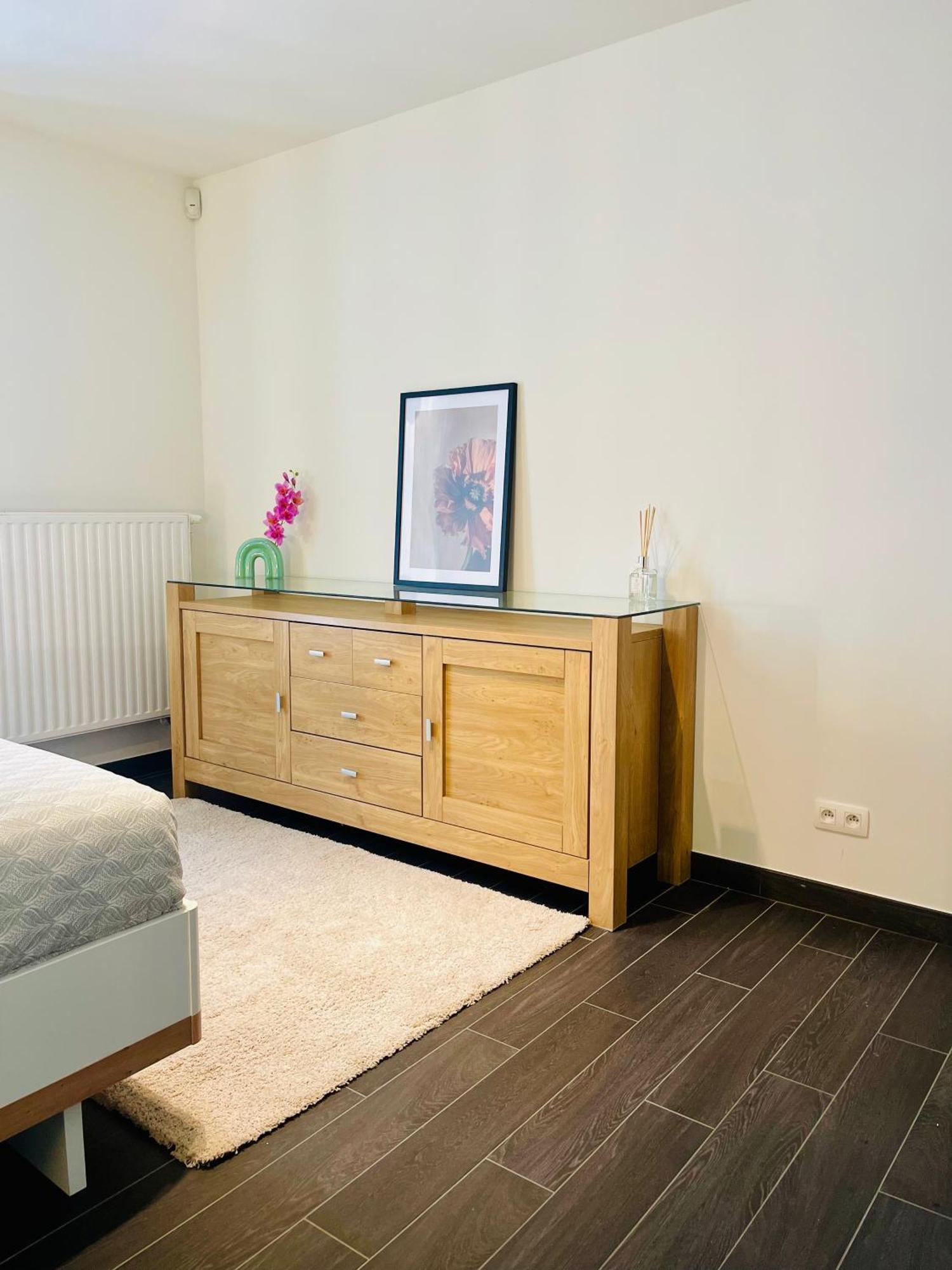 Down Town Spacious Loft Retreat With Private Parking Bryssel Exteriör bild